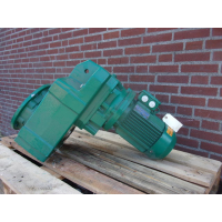 27 RPM  3 KW  As 60 mm IEC. Unused.